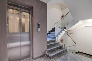 Interior - Eco Corporate Inn 3 By Carlton Suites (Barasat)