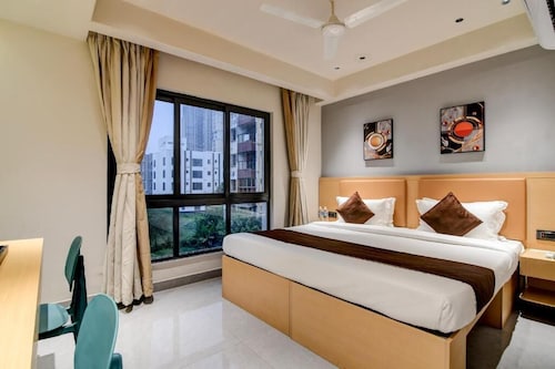 Eco Corporate Inn 3 By Carlton Suites