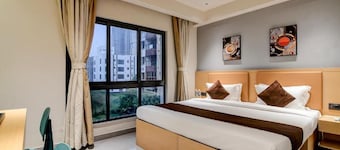 Eco Corporate Inn 3 By Carlton Suites