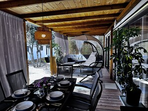 Outdoor dining - Mobile Home Saky, Camp Soline (Biograd na Moru)