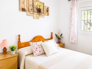 4 Schlafzimmer, Bügeleisen/Bügelbrett, Bettwäsche