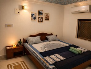 Deluxe Room, Garden View | Free WiFi - Eco FarmVilla - Chilka Puri (Baghamunda)