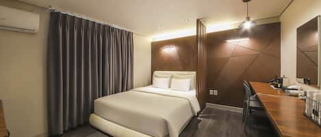Deluxe Double Room | Desk, WiFi (free)
