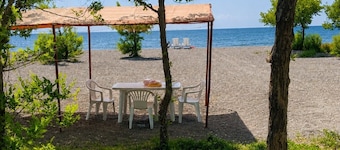 Sevan Shoghakat family cottage