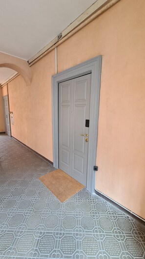 Apartment, Balcony, Courtyard View | Interior - Bonomelli Station Apartments (Bergamo)