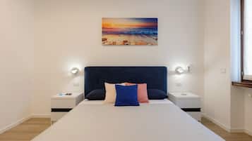 Departamento, vista al patio | Cortinas blackout, tabla de planchar con plancha y wifi gratis
