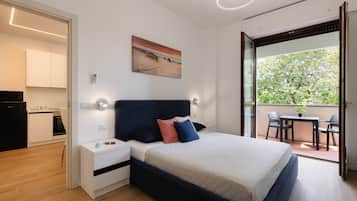 Apartment, Balcony, Courtyard View | Blackout curtains, iron/ironing board, free WiFi