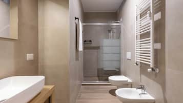 Apartment, Courtyard View | Bathroom