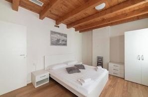 4 Schlafzimmer, WLAN, Bettwäsche