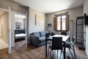 Dining - Vrbo Property (Firenze)