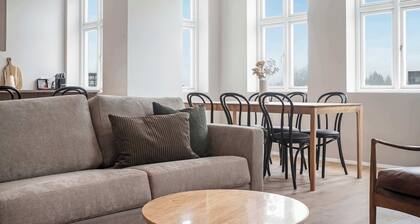 Amtmann Residence - Two Bedroom Apartment