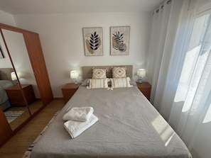 Room - Vrbo Property (Tarragona)