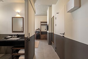 Deluxe Room | Bathroom - Prano Hotel (Bangkok)