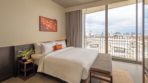 Premier Corner Room