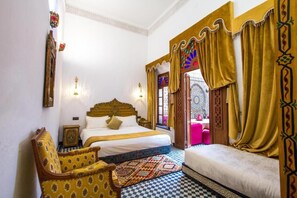 In-room safe, iron/ironing board, free WiFi - Riad Dar Bab Guissa (Fes)