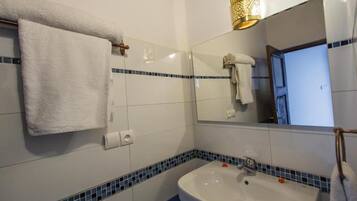 Doppelzimmer | Badezimmer