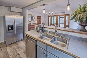 Interior - Pet-Friendly Beach Cottage | Walk to the Beach | Isle of Palms Vacation Rental (Isle of Palms)