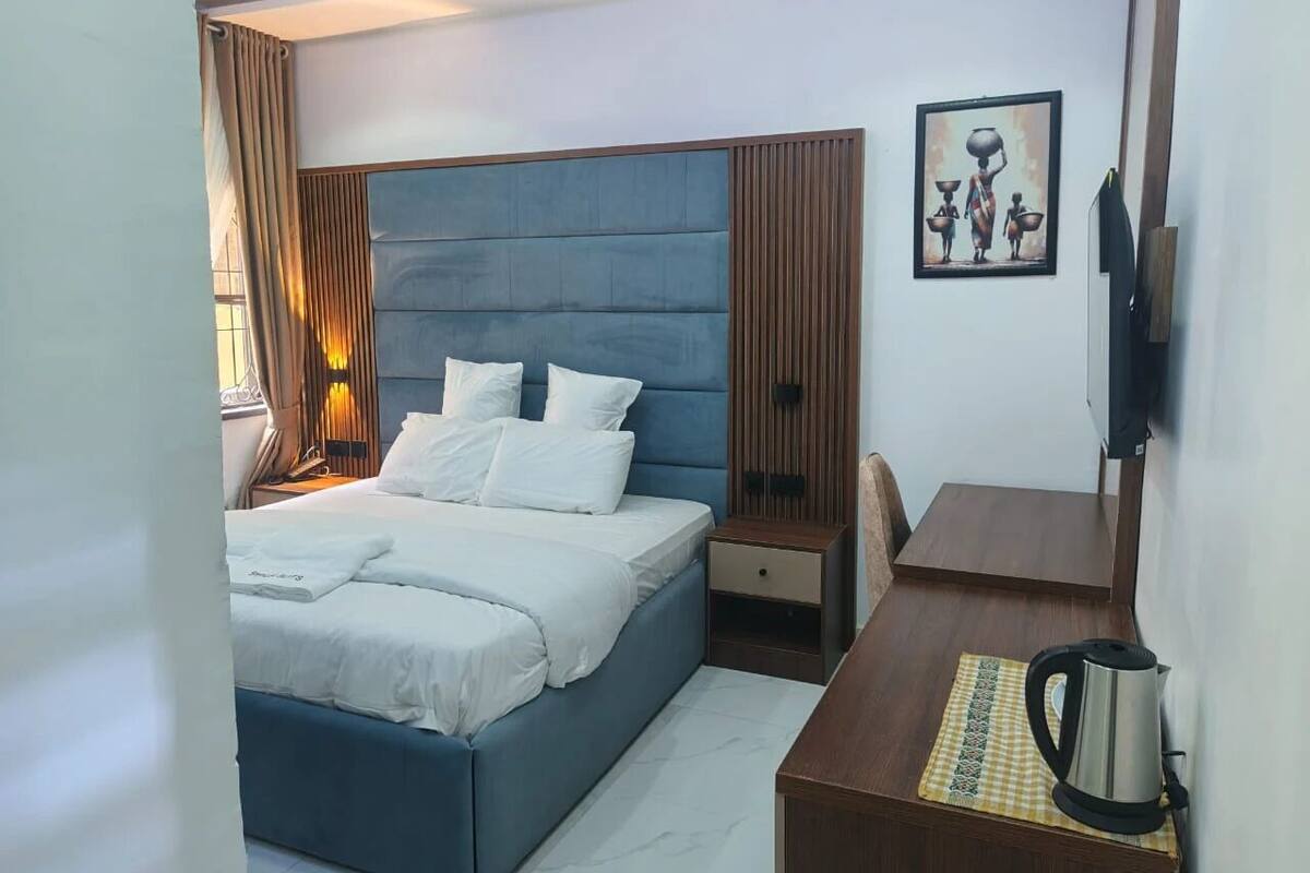 ห้องดีลักซ์, ระเบียง, วิวเมือง | โต๊ะทำงาน, ห้องเก็บเสียง, Wi-Fi ฟรี