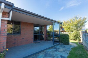 Exterior - Mt Iron Century Cottage (Wānaka)