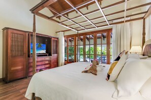 Iron/ironing board, Internet, bed sheets - 4BR Garden Villa in Cocotal Punta Cana - Private Pool & Nature Views (Punta Cana)