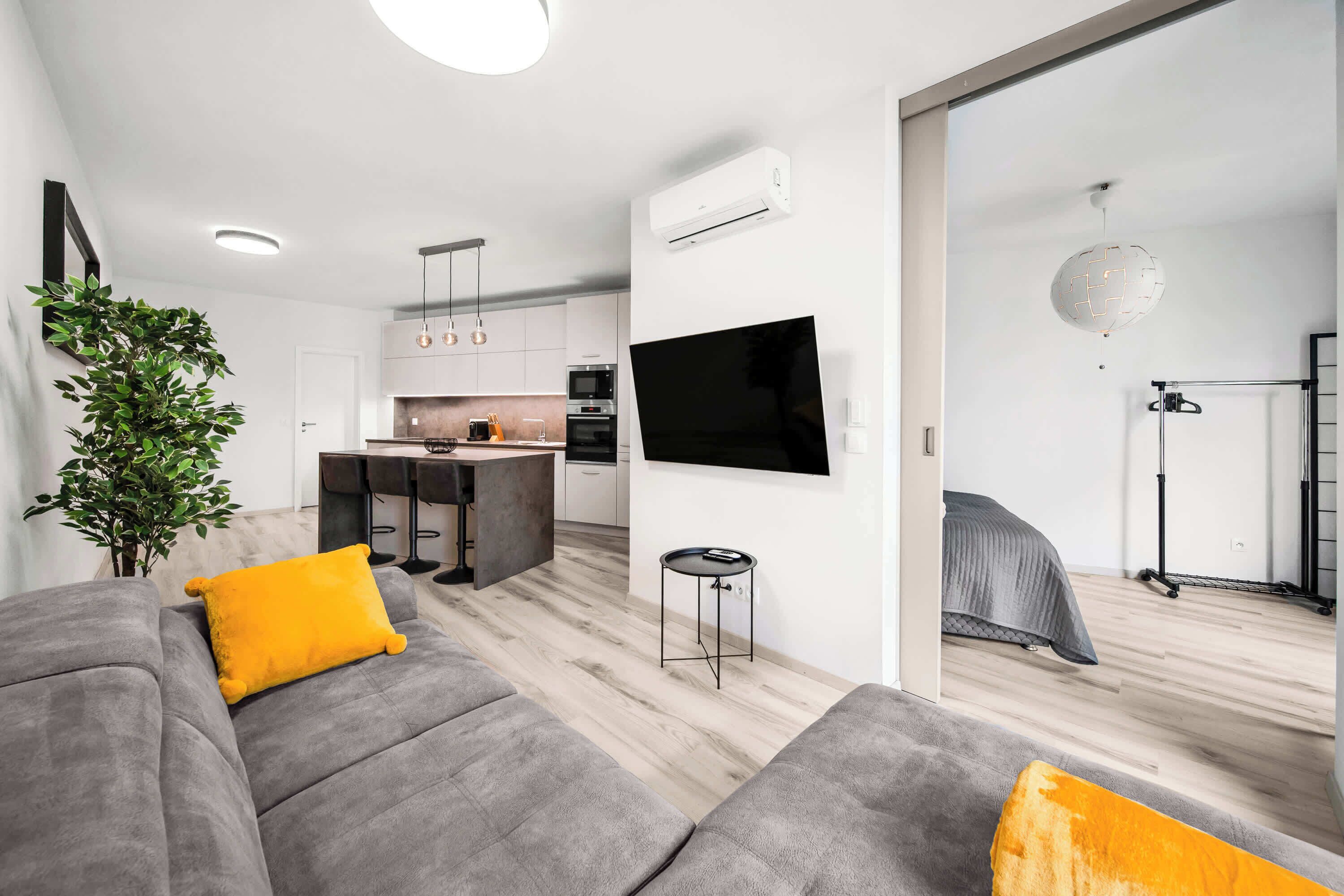 TV, offices