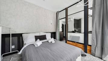 1 Schlafzimmer, Schreibtisch, Bügeleisen/Bügelbrett, WLAN