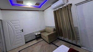 غرفة مزدوجة | المنشأة من الداخل