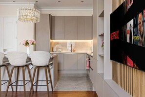 Interior - Elegant 1Bedroom Flat in Prime South Kensington (London)