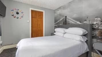 5 habitaciones, tabla de planchar con plancha y wifi gratis