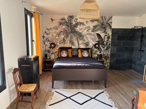 Room - Vrbo Property (Ambarès-et-Lagrave)