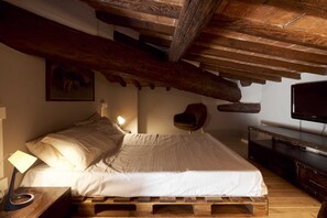 WiFi, bed sheets - Vrbo Property (Firenze)