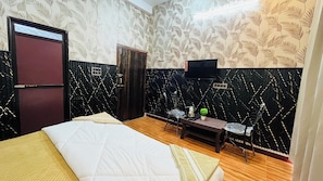 Deluxe Double Room | Room amenity - Elite Boutique Stays (Ujjain)