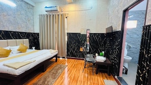 Free WiFi - Elite Boutique Stays (Ujjain)