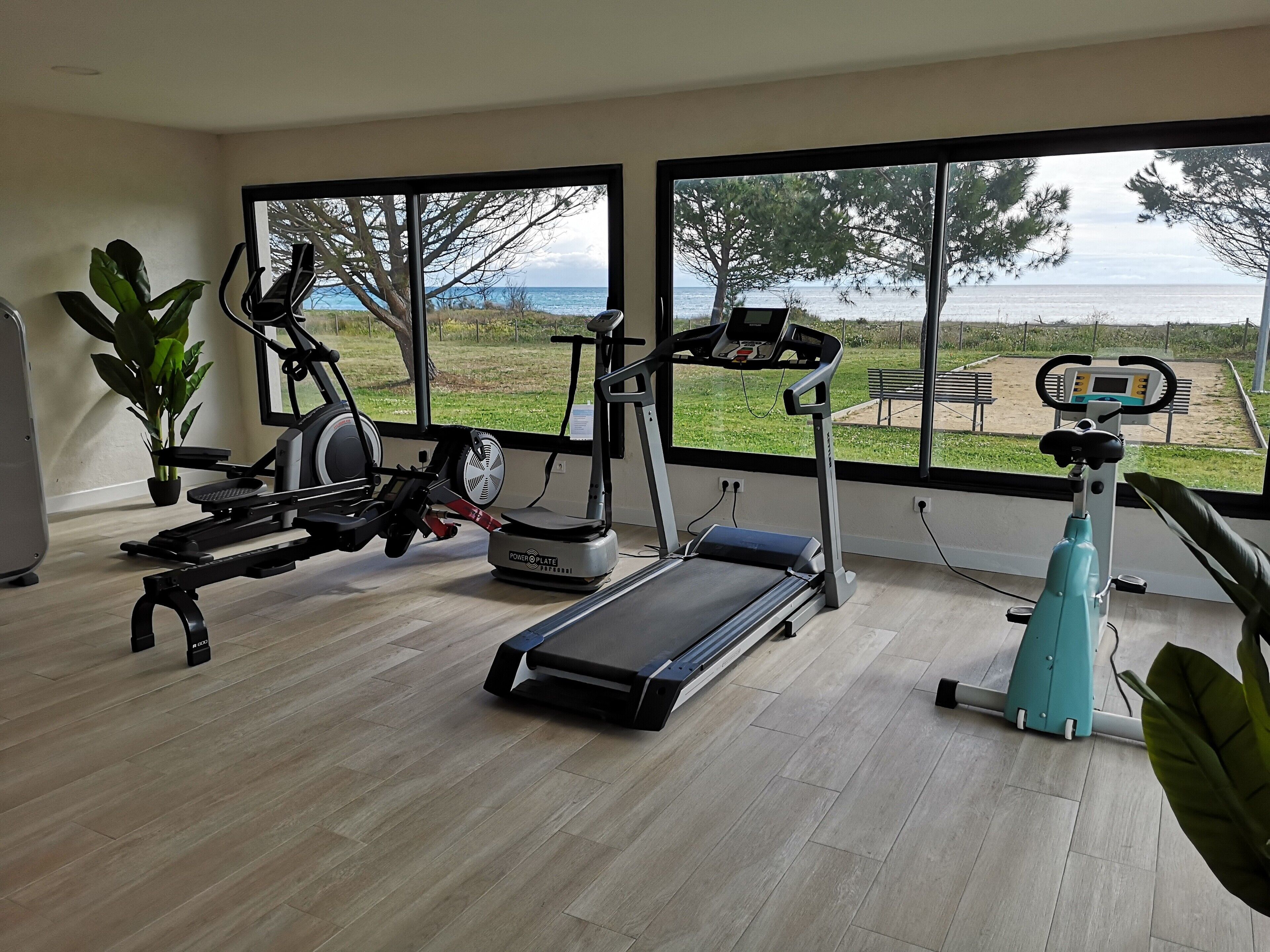 Area fitness