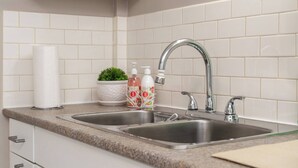Căn hộ, 2 phòng ngủ, ban công | Bếp riêng