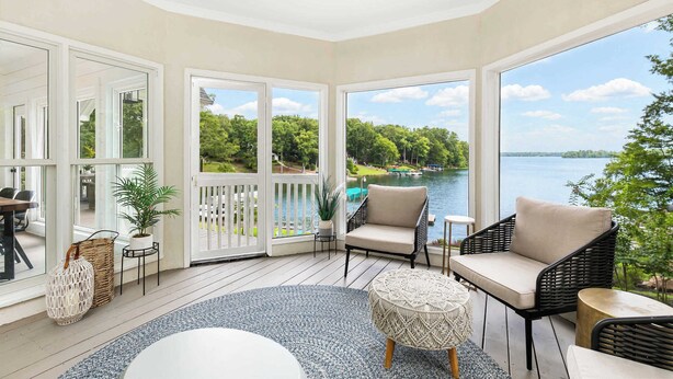 Interior - Lake Lyfe Oconee - Game Room, Dock, Firepit (Eatonton)
