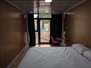 1 bedroom, WiFi, bed sheets - Affordable Private Studio with Pool in Willemstad Curacao (Willemstad)