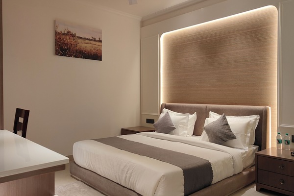 Executive Single Room | Desk, laptop workspace, blackout drapes, iron/ironing board (on request)
