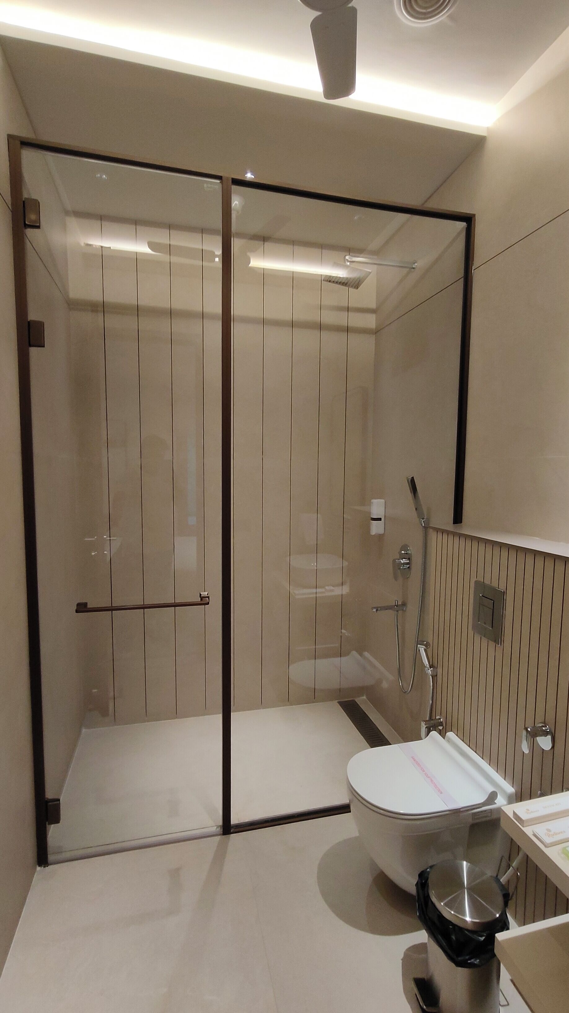 Shower, free toiletries, hair dryer, slippers