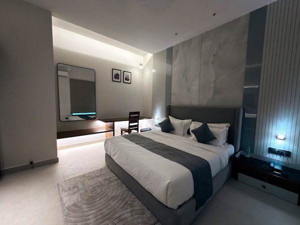 Premium Single Room | Desk, laptop workspace, blackout drapes, iron/ironing board (on request)