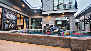 House, 4 Bedrooms, Accessible, Smoking | Pool | Outdoor pool