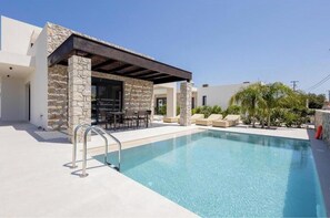 Pool - Noera Villas | Elegant Two-Bedroom Villa with Private Pool near Kremasti Beach (Kremasti)