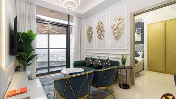 Deluxe Apartment, Balcony, City View | Interior
