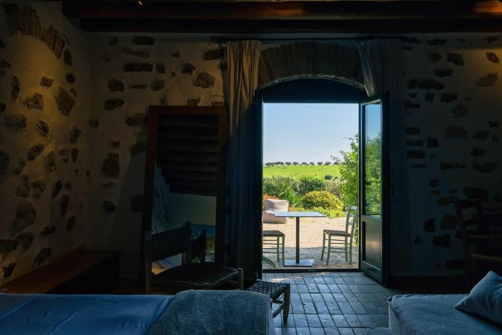 In-room safe, desk, iron/ironing board, free WiFi