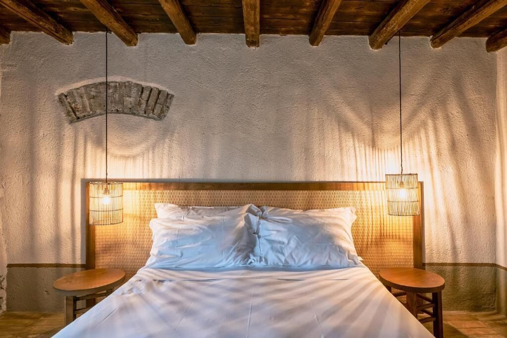 In-room safe, desk, iron/ironing board, free WiFi