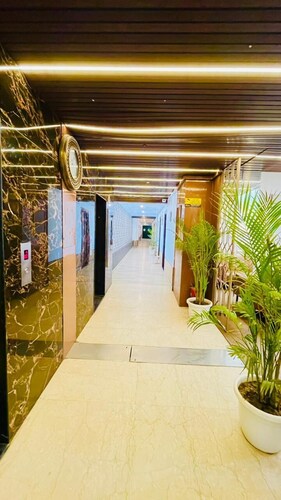 Hotel President Crown