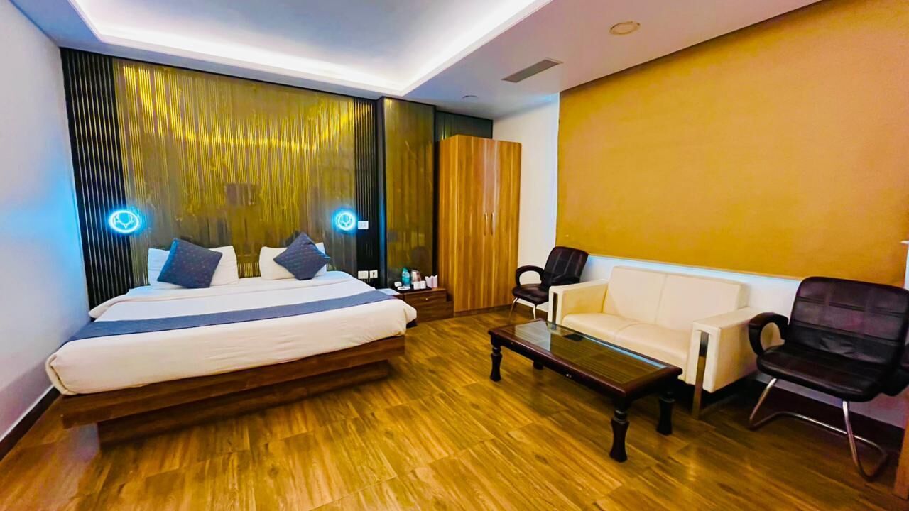Junior Suite, City View | Free WiFi