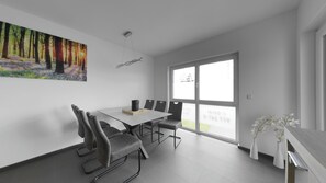 Dining - Vrbo Property (Celle)