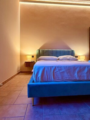 WiFi, bed sheets - Vrbo Property (Controguerra)