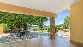 Standard Villa, 2 Bedrooms, Fireplace (Villa Armonia Cordis) | Outdoor dining
